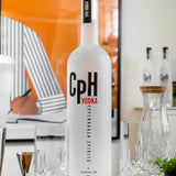 CPH Vodka Magnum 175 cl. 44% med ljus i botten 
